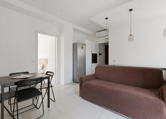 Guesthost - M4 Argonne Design With Balconies Apartament Mediolan